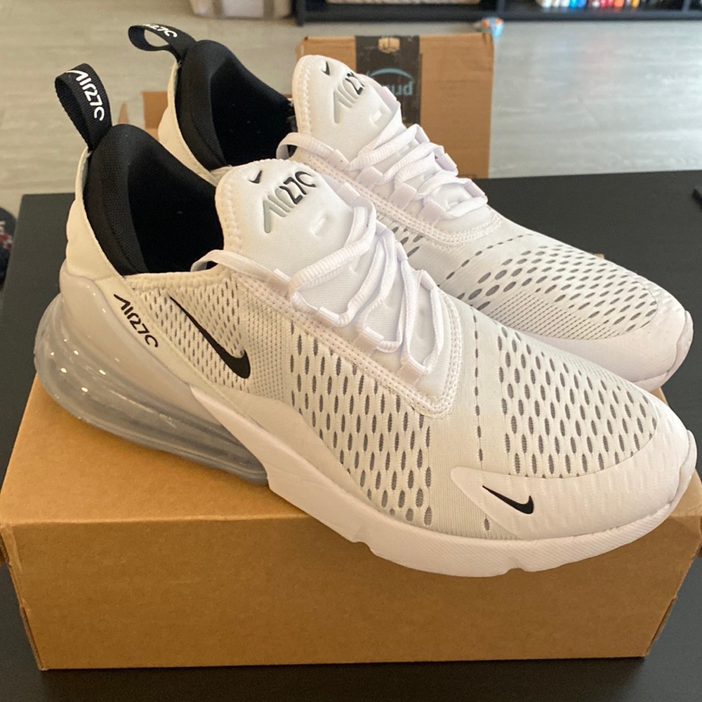 Nike Air Max 270